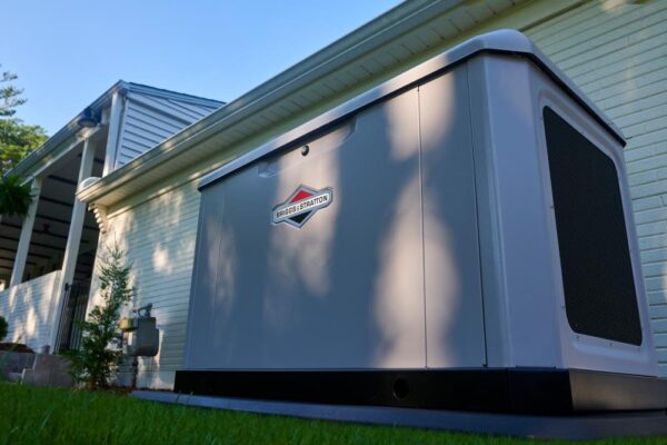 Briggs & Stratton 20kw Standby Generator LP/NG (Wifi) New - Image 5