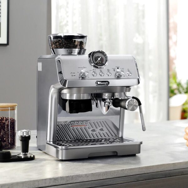 DeLonghi La Specialista Arte Semi-Automatic Espresso Machine EC9155M (Metal) - Image 4